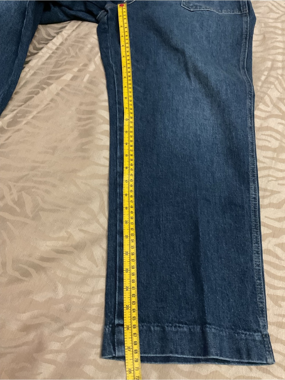 Old Navy Denim Jeans - Picture 6 of 7